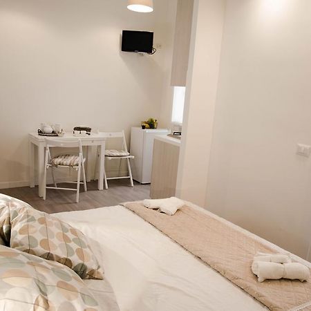 Madonna Dei Monti Apartment Roma Ngoại thất bức ảnh