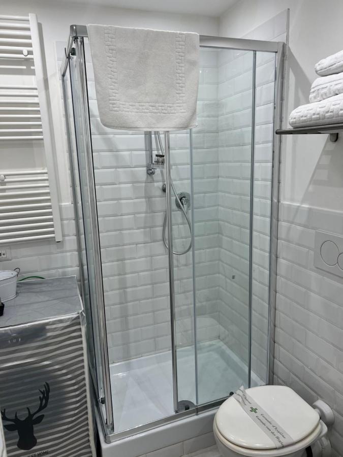 Madonna Dei Monti Apartment Roma Ngoại thất bức ảnh