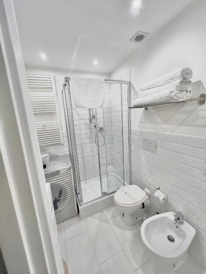 Madonna Dei Monti Apartment Roma Ngoại thất bức ảnh